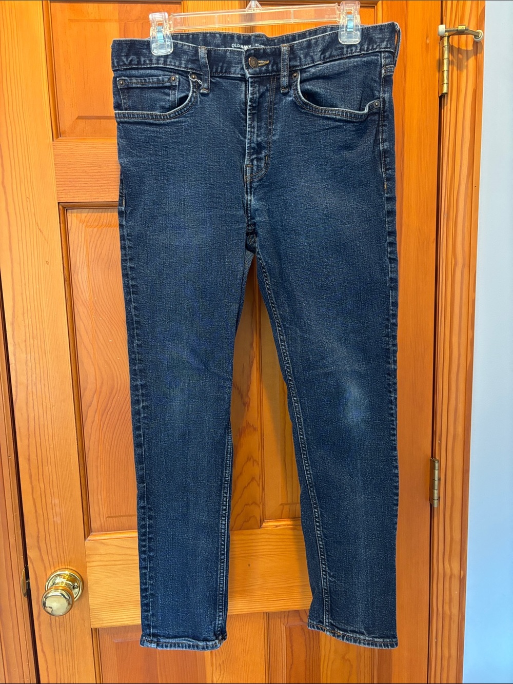 Old Navy Men's Relaxed Slim Taper Built-In Flex Jeans in Dark Wash Size 32 x 30